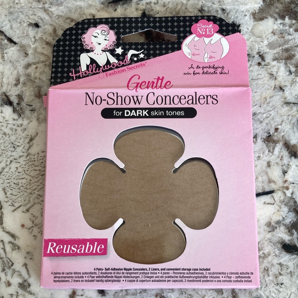Hollywood Fashion Secrets No-Show Concealers for Dark Skin Tones reusable